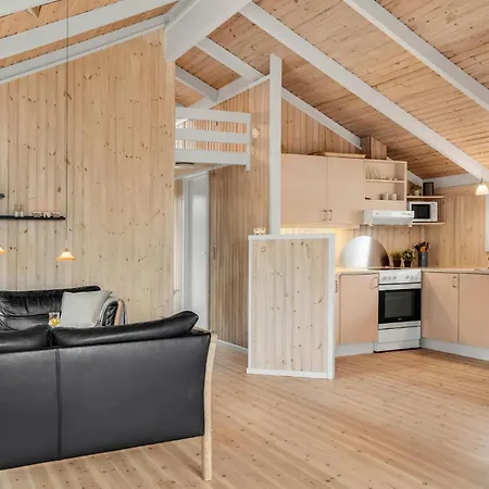 3 Bedroom Awesome In * Hejls