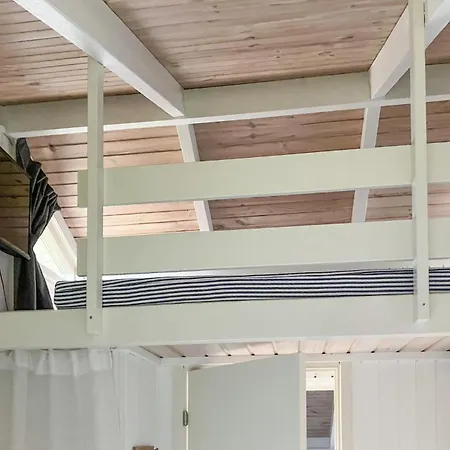 3 Bedroom Awesome In Hejls