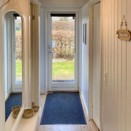 3 Bedroom Awesome In Holiday home Hejls