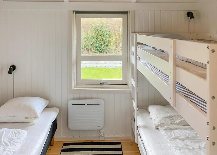 Holiday home 3 Bedroom Awesome In